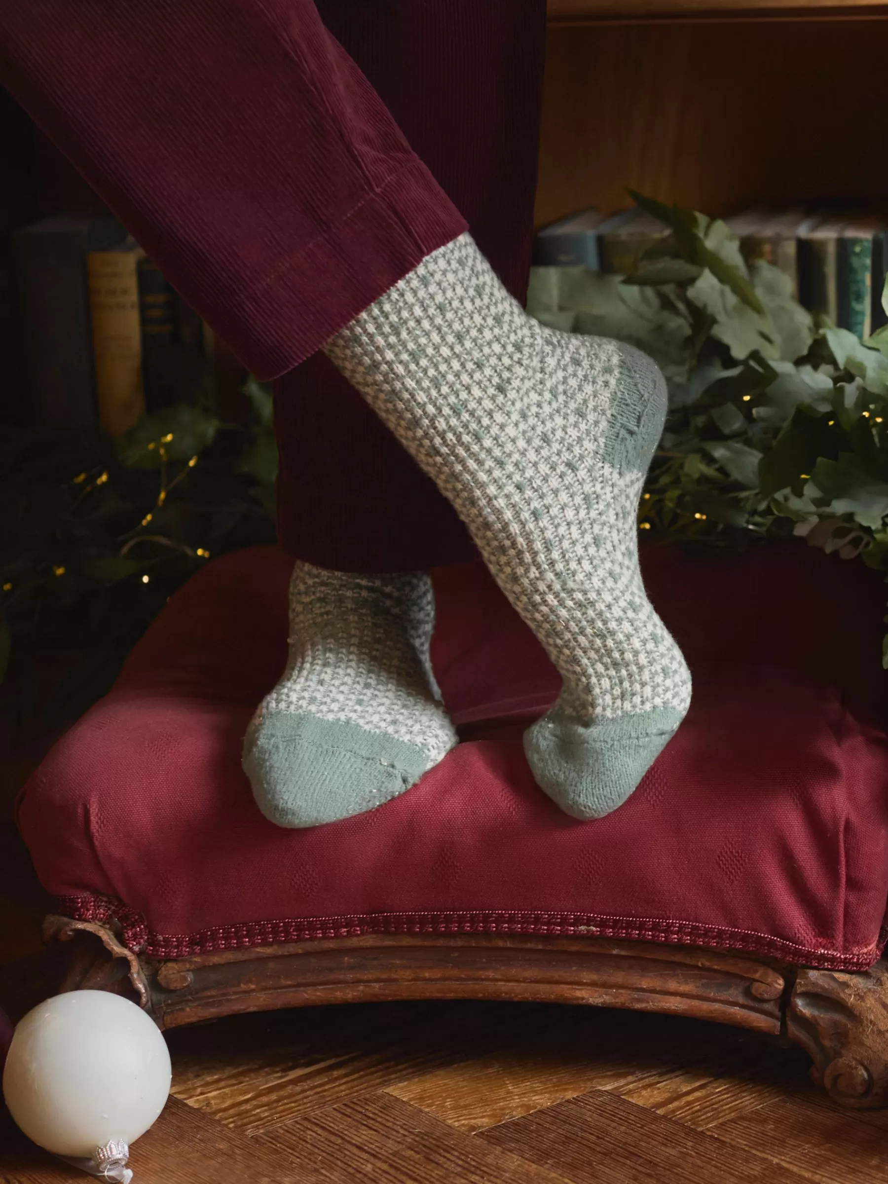 Joules Women's Toasty Khaki Green Cosy Geometric Socks (size 4-8) KhakiGreen Cheap